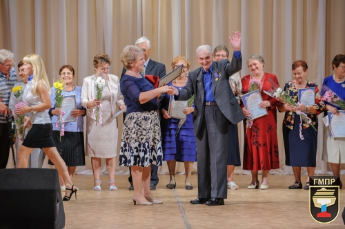 Первичная профсоюзная организация ОАО "Уральская Сталь" отметила 70-летний юбилей