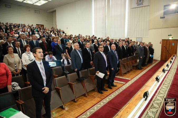 6 октября на собрании областного профсоюзного актива губернатор Оренбуржья Юрий Берг торжественно принят в ряды профсоюзного движения