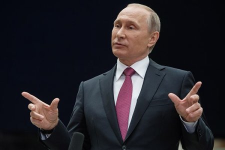 Путин пообещал приравнять МРОТ к прожиточному минимуму