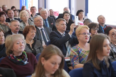 14 марта в Оренбурге на заседании Совета Федерации профсоюзов обсудили выполнение основных направлений до ноября 2020 года