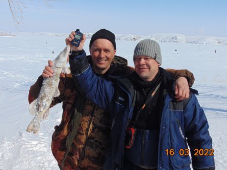Профком Гайского ГОКа организовал для работников предприятия соревнования по подледному лову рыбы