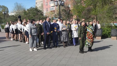На востоке Оренбуржья проходят мероприятия, посвященные 77-летию Победы в Великой Отечественной войне (LIVE)