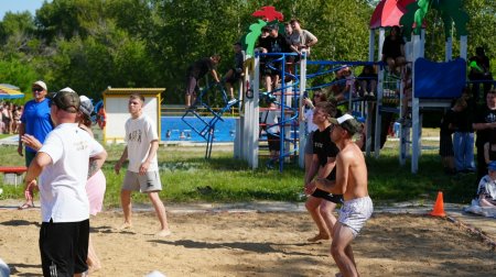 Спорт объединяет.
